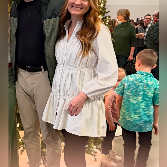 White Tiered Collared Linen Dress - Picture 6 of 6